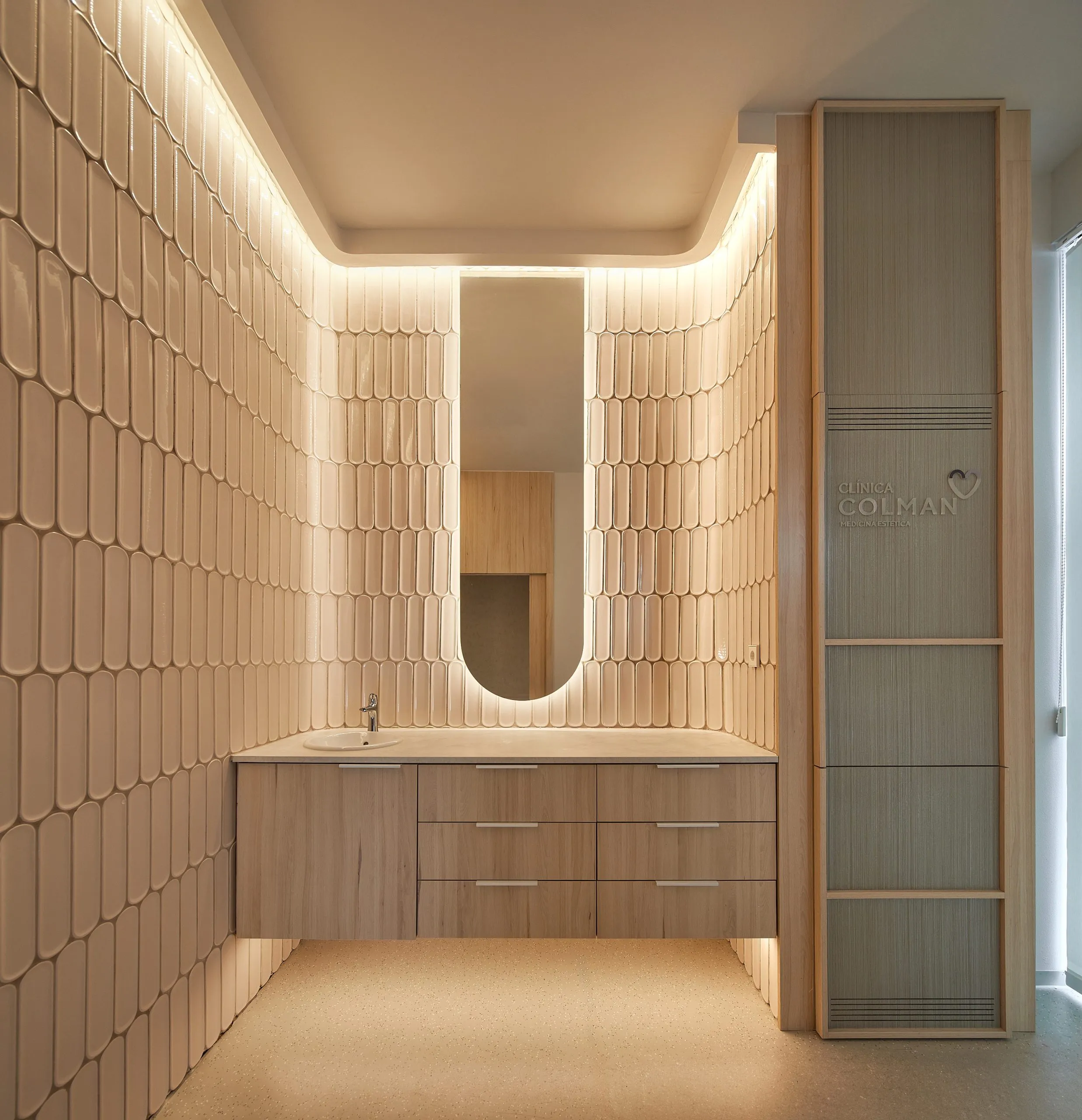 Arquitectura e interiorismo Clínica Colman