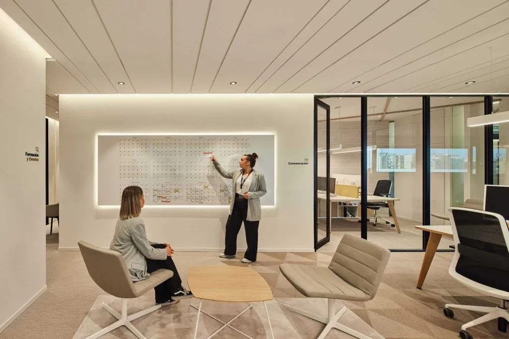 Arquitectura e interiorismo Colegio Médico de Cádiz