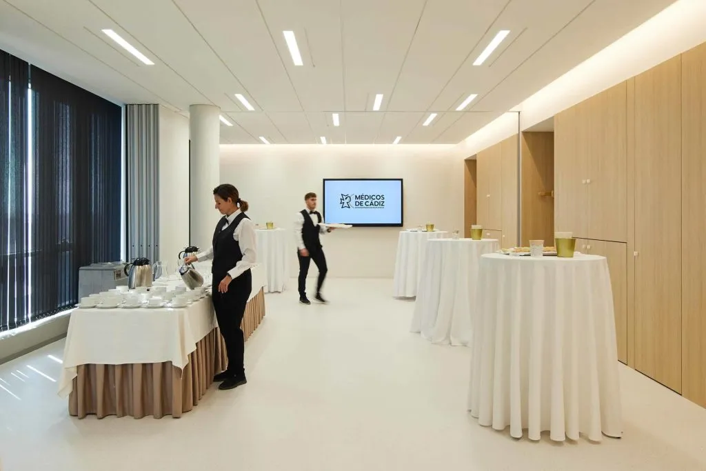 Arquitectura e interiorismo Colegio Médico de Cádiz